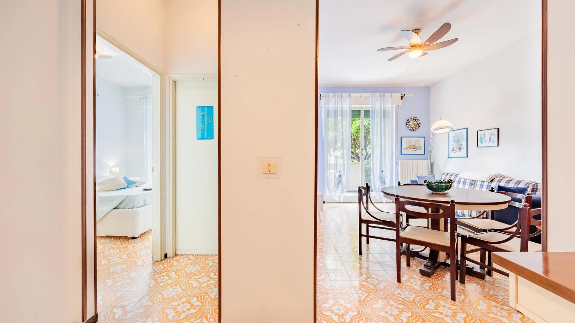 Palm House Andora Apartment