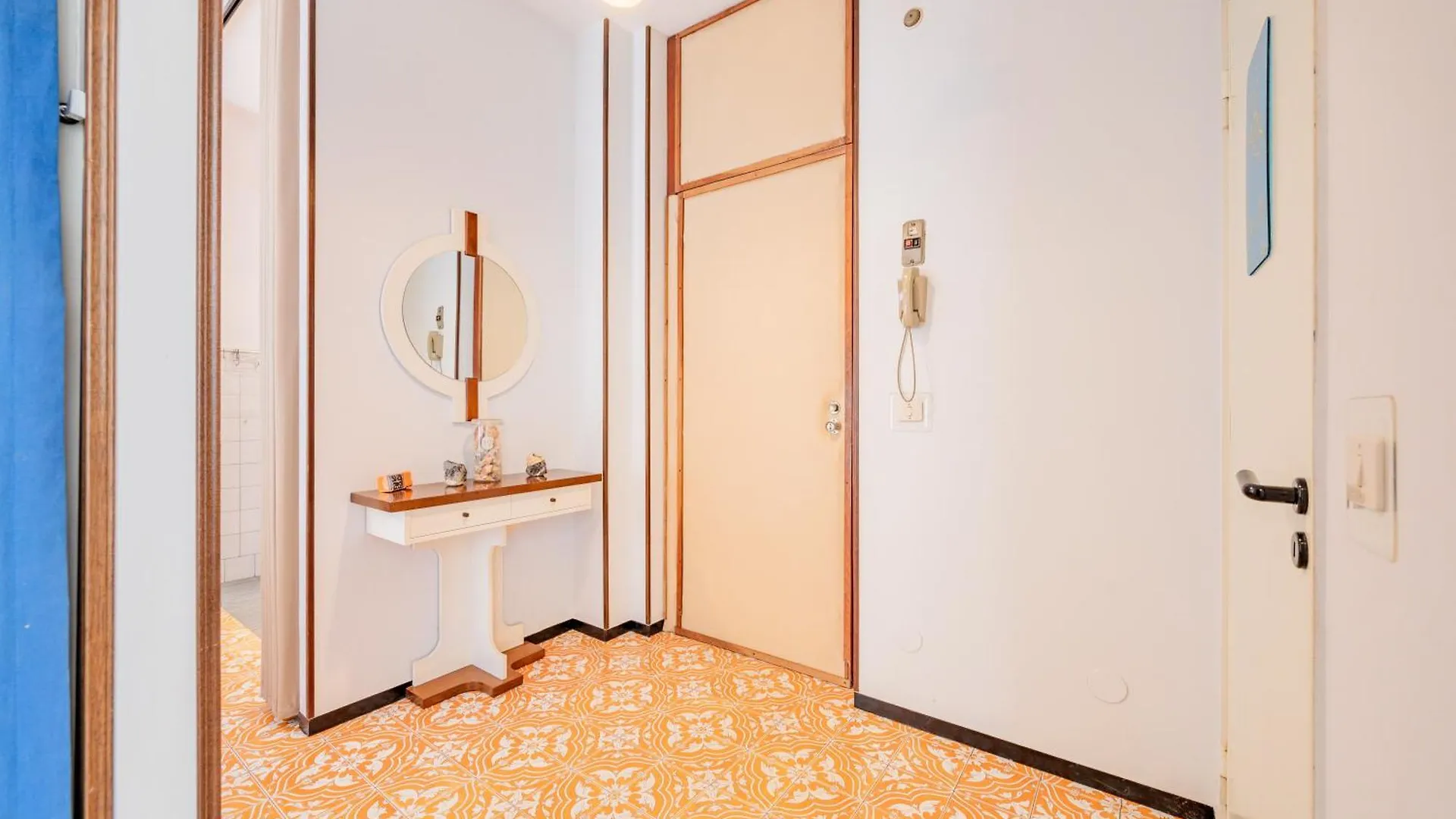 Palm House Andora Apartment 0*,  Italy